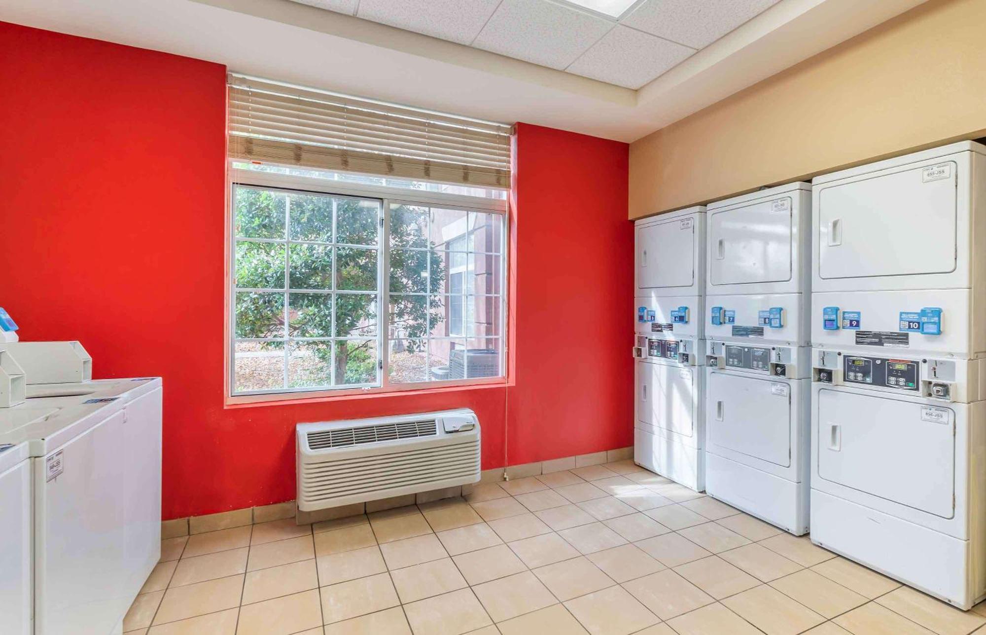 Extended Stay America Suites - Chesapeake - Greenbrier Circle Kültér fotó